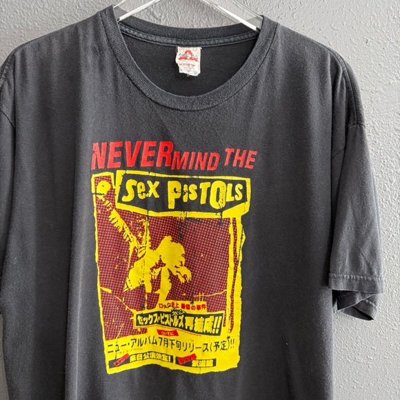 The Sex Pistols Alstyle Graphic Band T-Shirt Size XL - Picture 4 of 6
